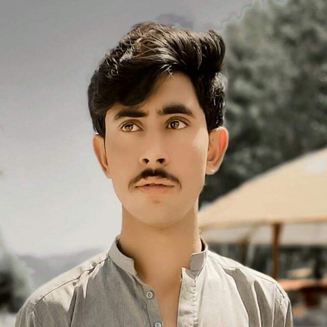 Hamza Khan